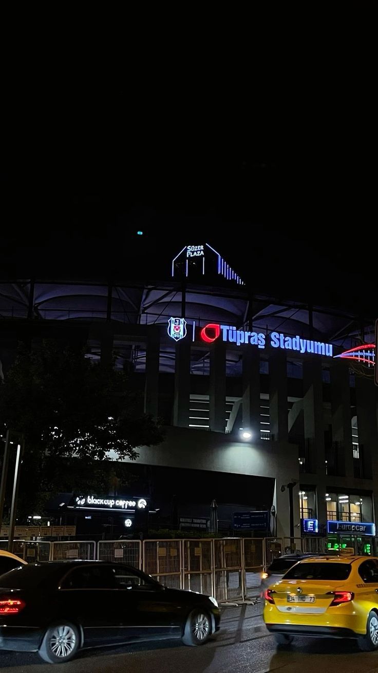 Tüpraş Stadyumu